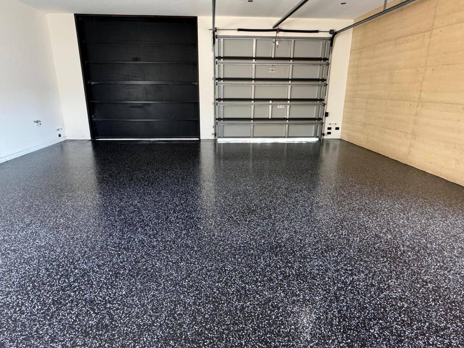 flake epoxy garage floor